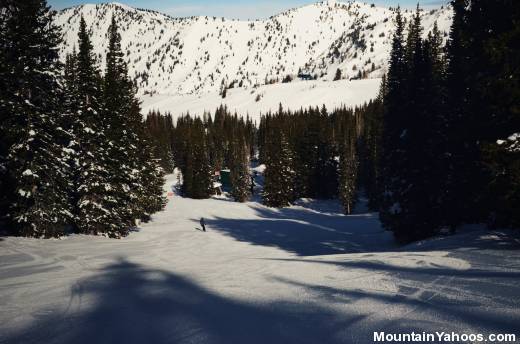 Beginner green ski run: Rabbit off of Ceret lift