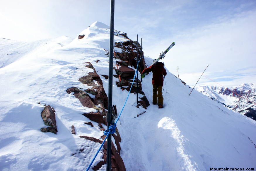 The hike along the ridge gets narrow at points