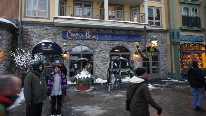 Blue Mountain: Copper Blues Bar and Grill