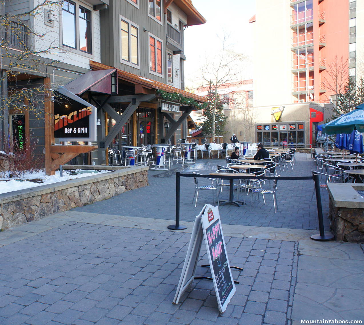 Apres Ski at Incline Bar & Grill