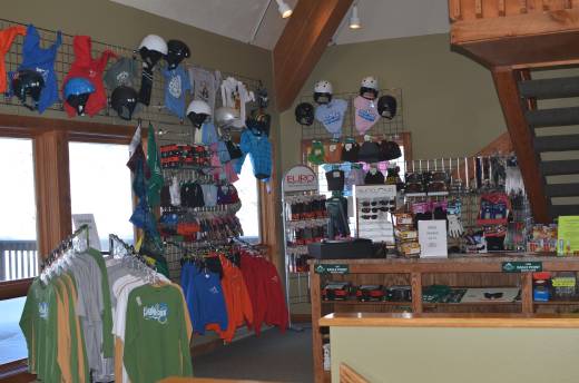 Skyline Lodge shop