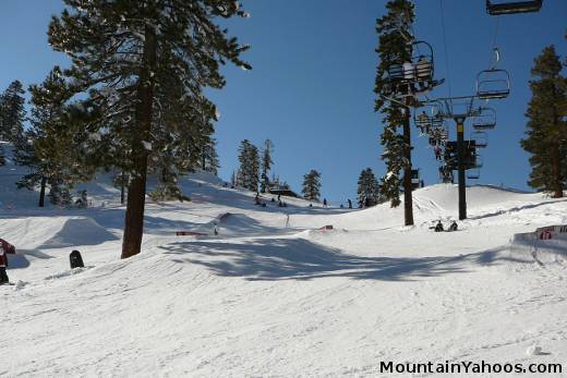 Heavenly Mountain: Terrain park rails