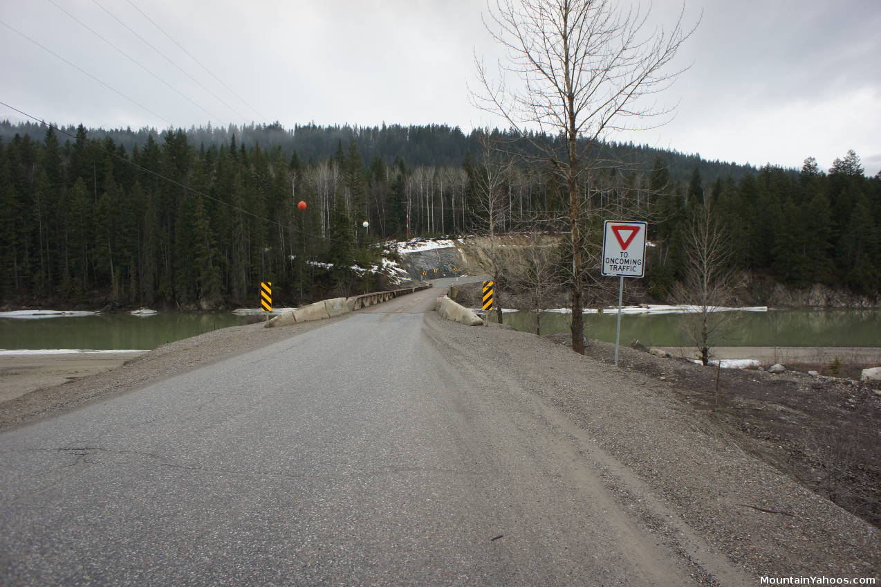 Drive to Kicking Horse ski resort