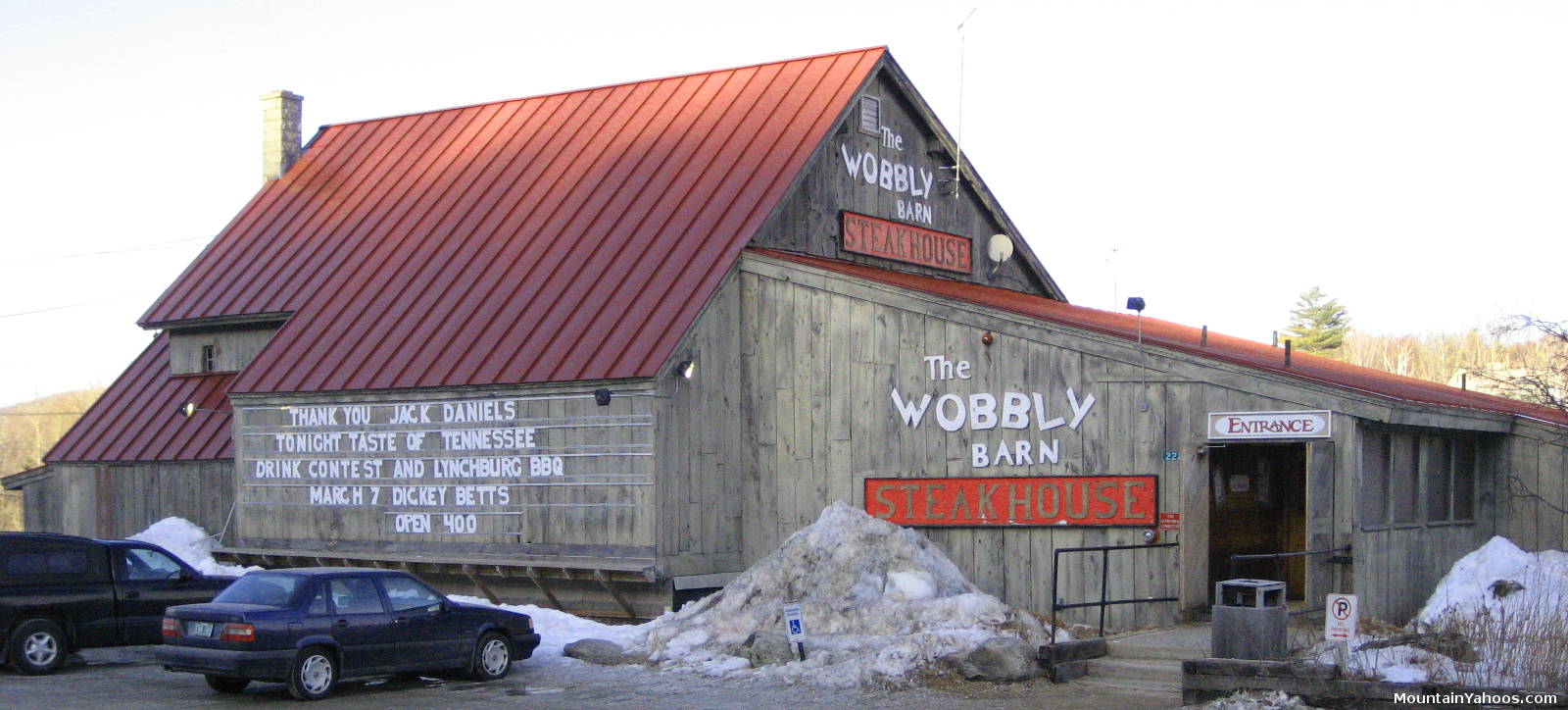 Nightlife and Apres Ski at The Wobblw Barn