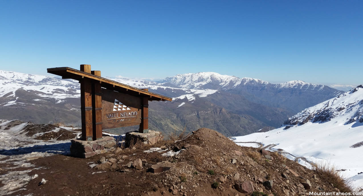 The Valle Nevado wecome sign