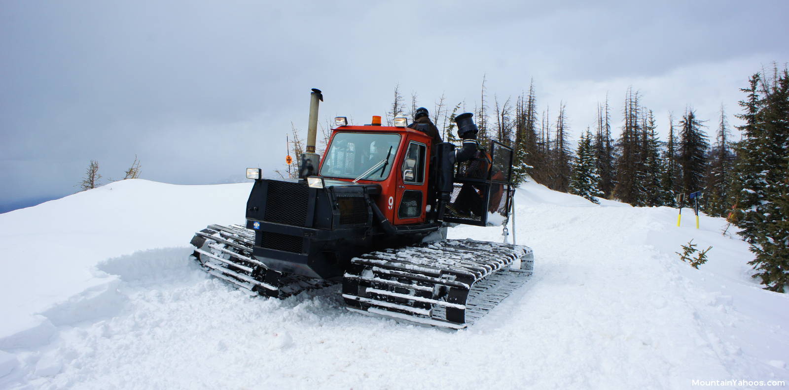 Horseshoe Bowl snowcat