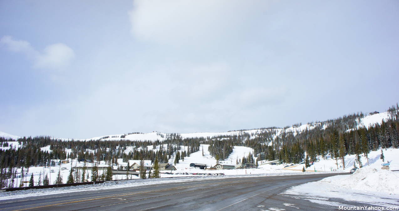 The view of Wolf Creek ski resort from Hwy 160