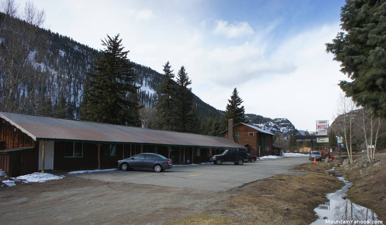 The Wolf Creek Ranch Motel